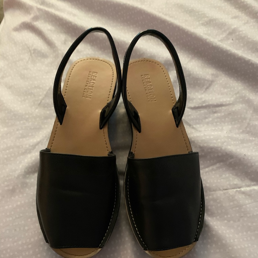 Shoes size 10 women’s